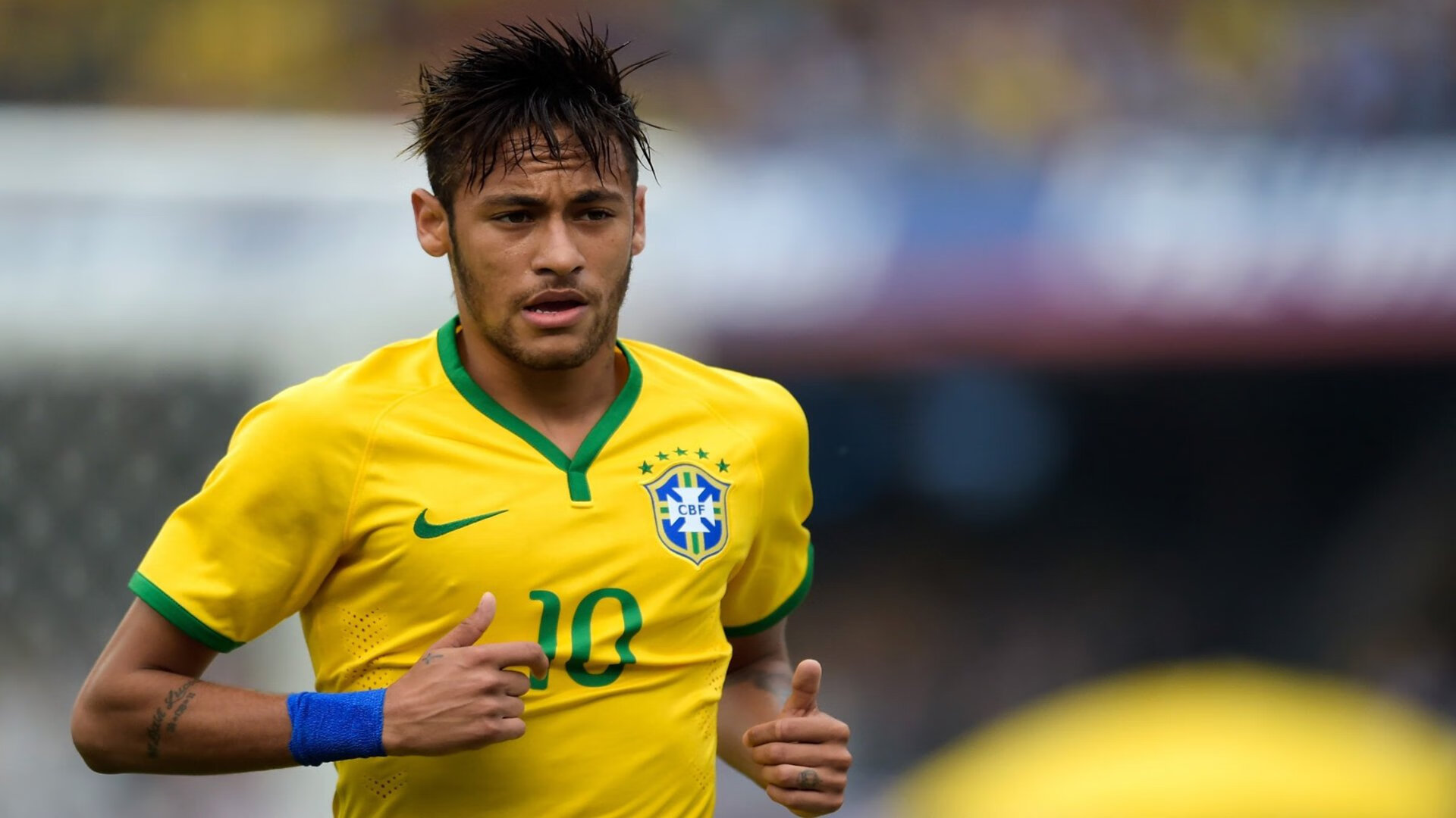 美国赛车场：高速与激情的结合，美国的赛车比赛